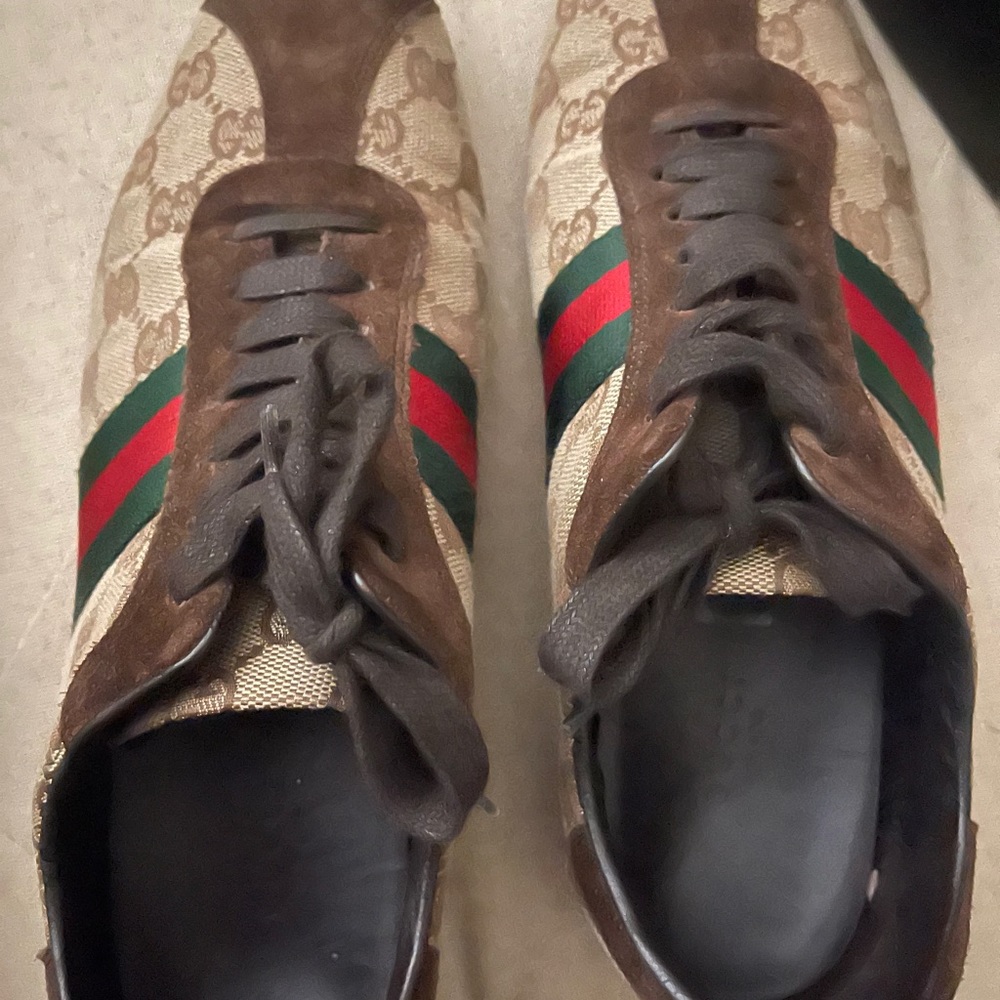 Gucci sneakers and bag